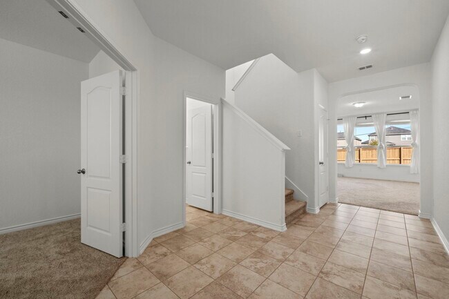 Foto del edificio - 3420 Taurus Sky