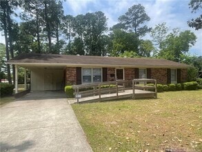 Building Photo - 916 Bingham Dr