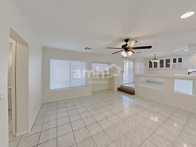 Building Photo - 8700 Country Pines Avenue