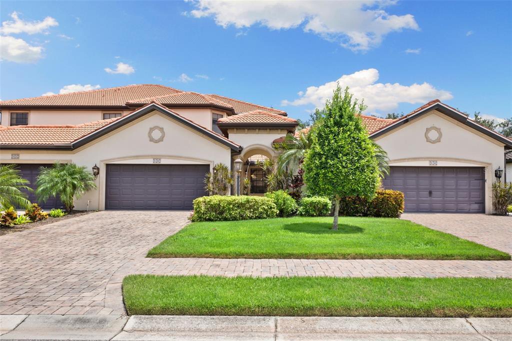 Foto principal - 6136 27th St E