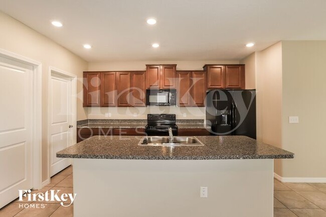 Foto del edificio - 5041 Brickwood Rise Dr