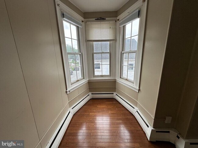Foto del edificio - 356 N Charlotte St