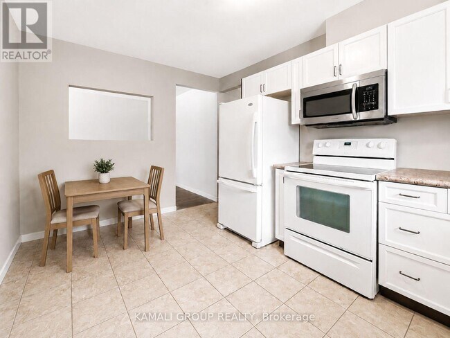Building Photo - 50 McConkey Pl