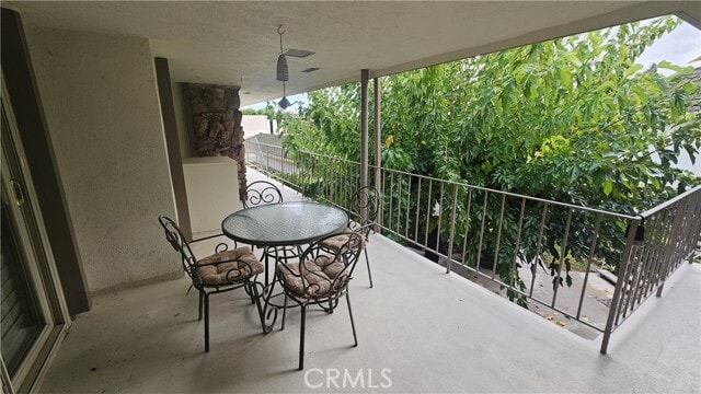 Foto del edificio - 22619 Nadine Cir