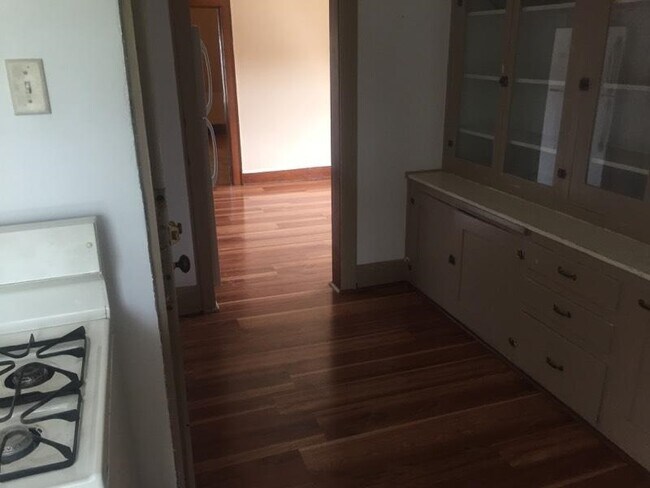 Foto del edificio - 1536 Cedar St