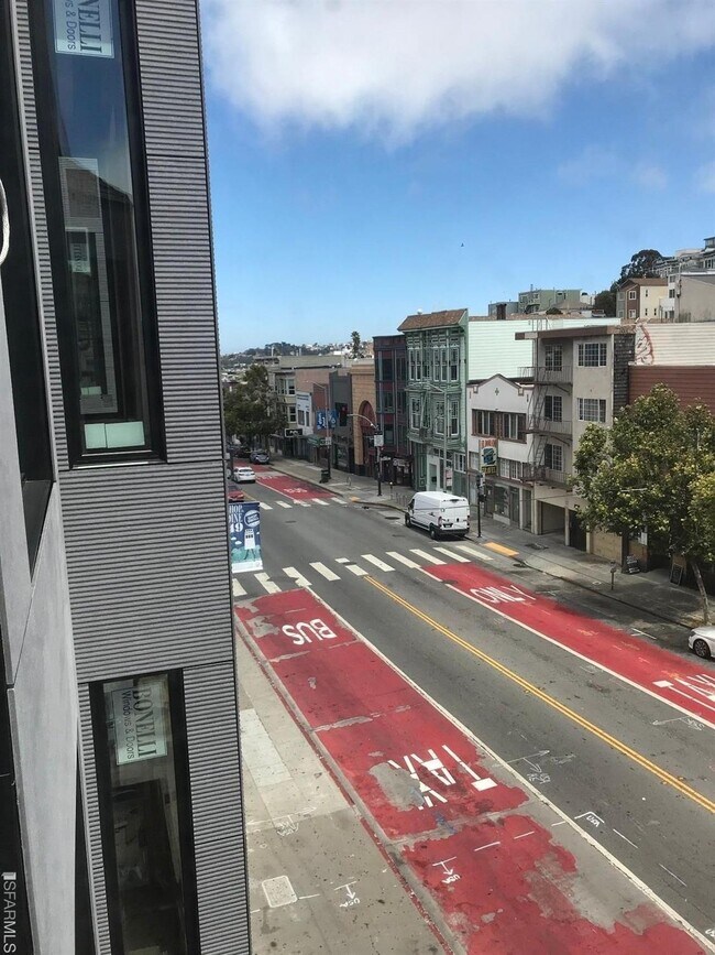 Foto del edificio - 3318 Mission St