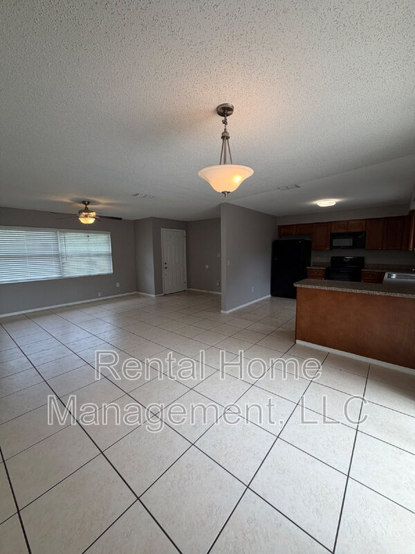 Building Photo - 100 Sweet Gum Ct