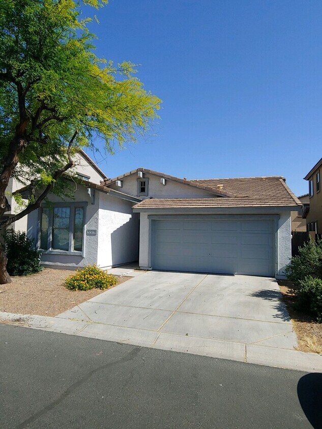 Great single level Gilbert Home House Rental in Gilbert, AZ