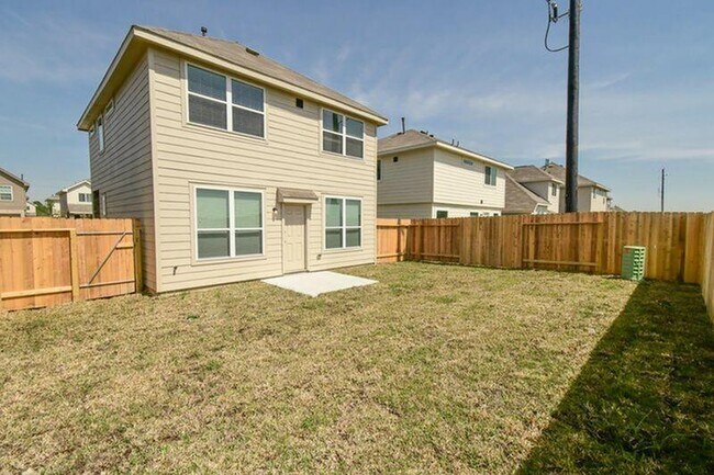 Foto del edificio - 4163 Silver Ranch Rd