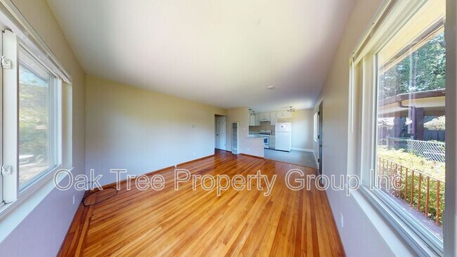 Foto del edificio - 3269 Briggs Ave