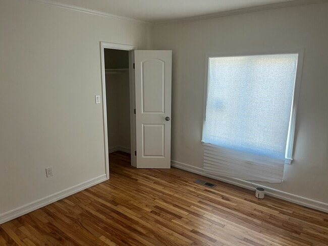 Foto del edificio - 4201 Porter St