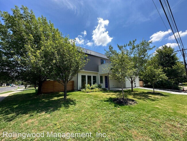 Foto del edificio - 4 br, 3.5 bath House - 1310 Ruth Ave #1