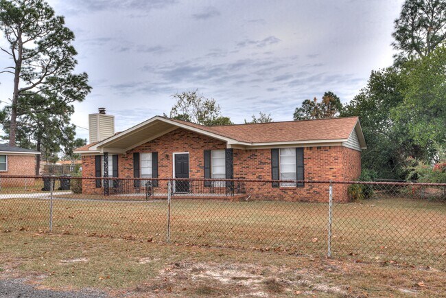 Foto del edificio - 3859 Fairington Dr