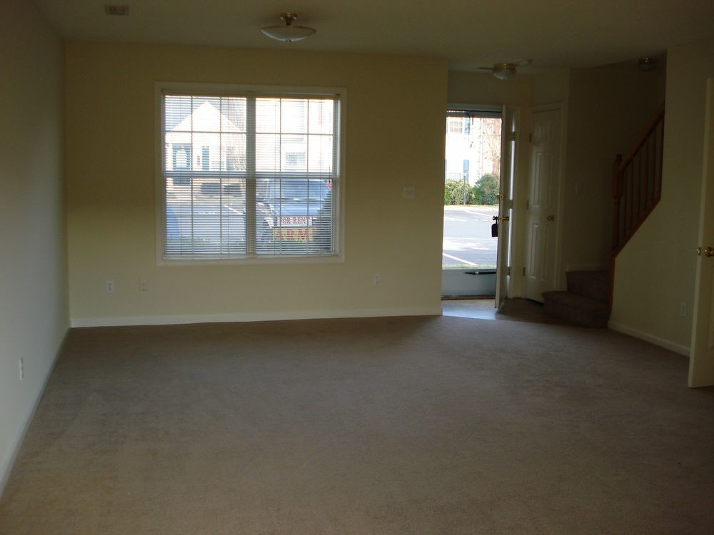 Building Photo - Culpeper Home For Rent