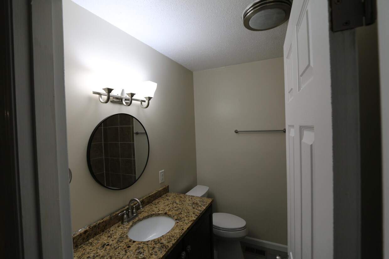 Foto del edificio - 3010 Clearwater Dr NE