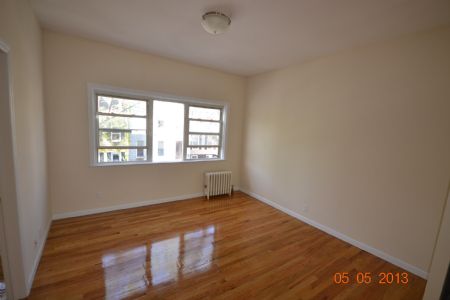 Primary Photo - 98 Huron St