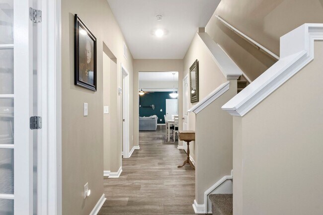 Foto del edificio - Exclusively Offered By Muse Realty Rentals, LLC