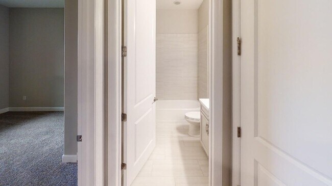 Foto del edificio - 3 bedroom Loren Cove Unit with Access to Addison Village Amenities!!