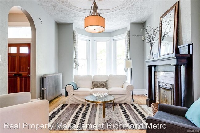 Foto del edificio - 3 br, 1.5 bath House - 3318 East Broad Street