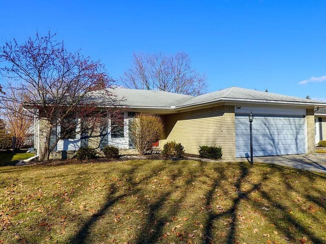 Primary Photo - 14923 Westpoint Dr