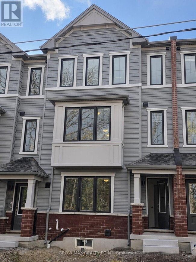 Building Photo - 7 Kingbird Cmn