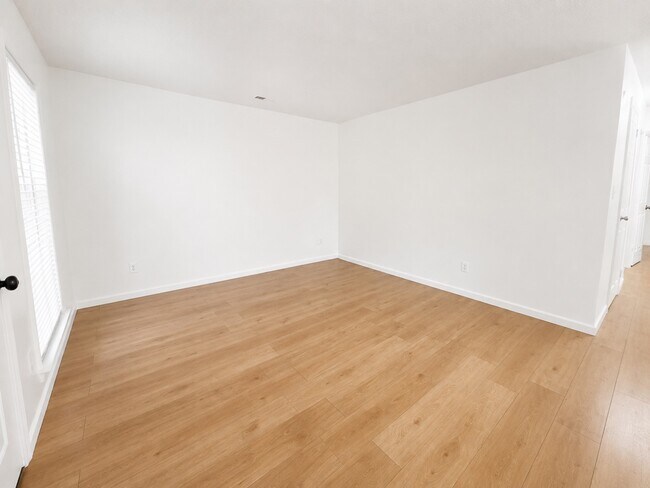Foto del edificio - 1509 Medland Rd NW