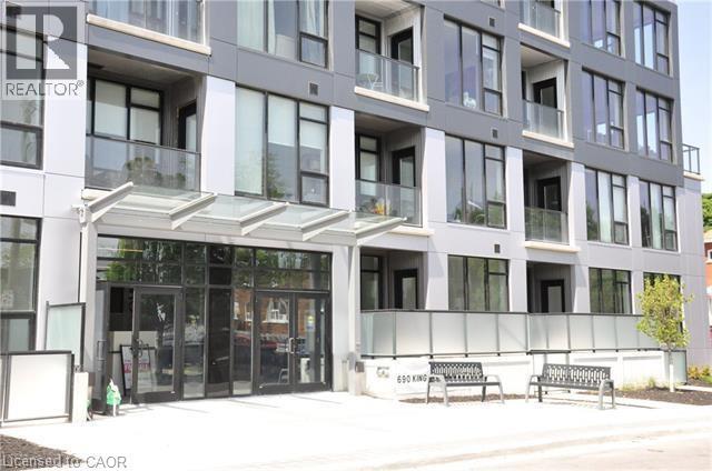 Photo du bâtiment - 116 King St W