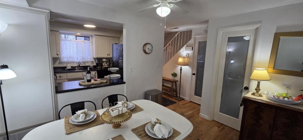 Foto principal - 1309 Maple Leaf Ct