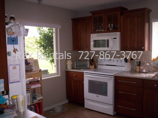 Building Photo - 276 Sunlit Cove Dr NE