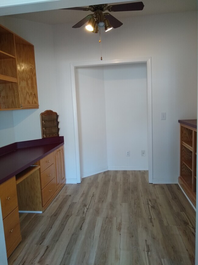 Foto del edificio - 294 Ravennaside Dr NW