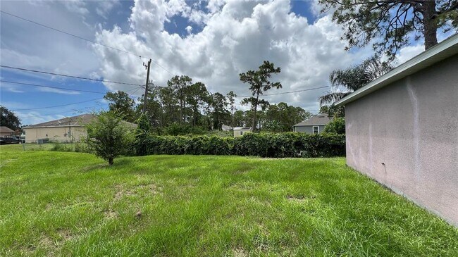 Building Photo - 851 San Filippo Dr SE