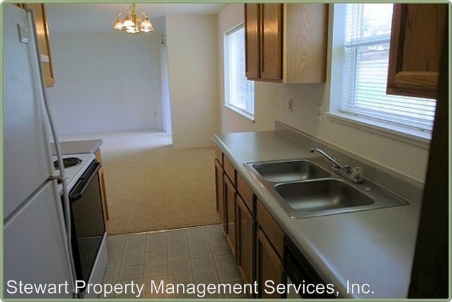 Building Photo - 871-877 Homedale Rd