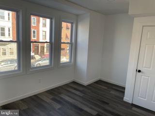 Primary Photo - 2920 W Diamond St