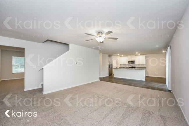 Building Photo - 607 Wild Tulip Ct