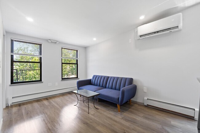 Foto del edificio - 232 1st St