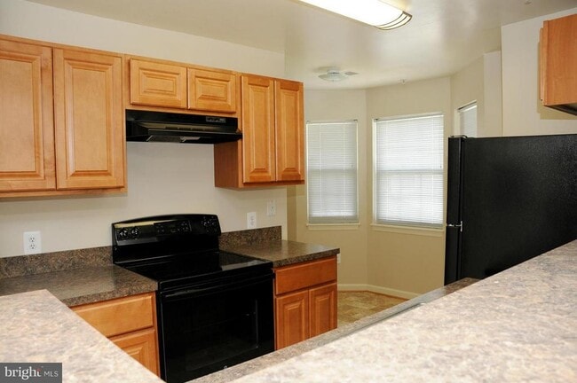Foto del edificio - 5812 Wyndham Cir