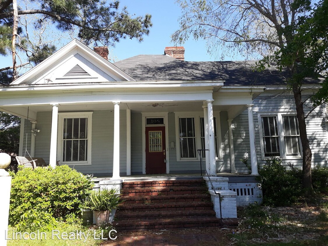 Primary Photo - 5 br, 3 bath House - 108 E Adair St