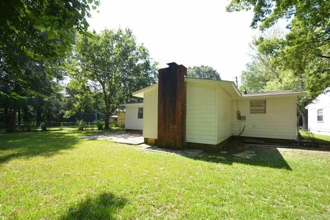 Building Photo - 6 Wynne Cir