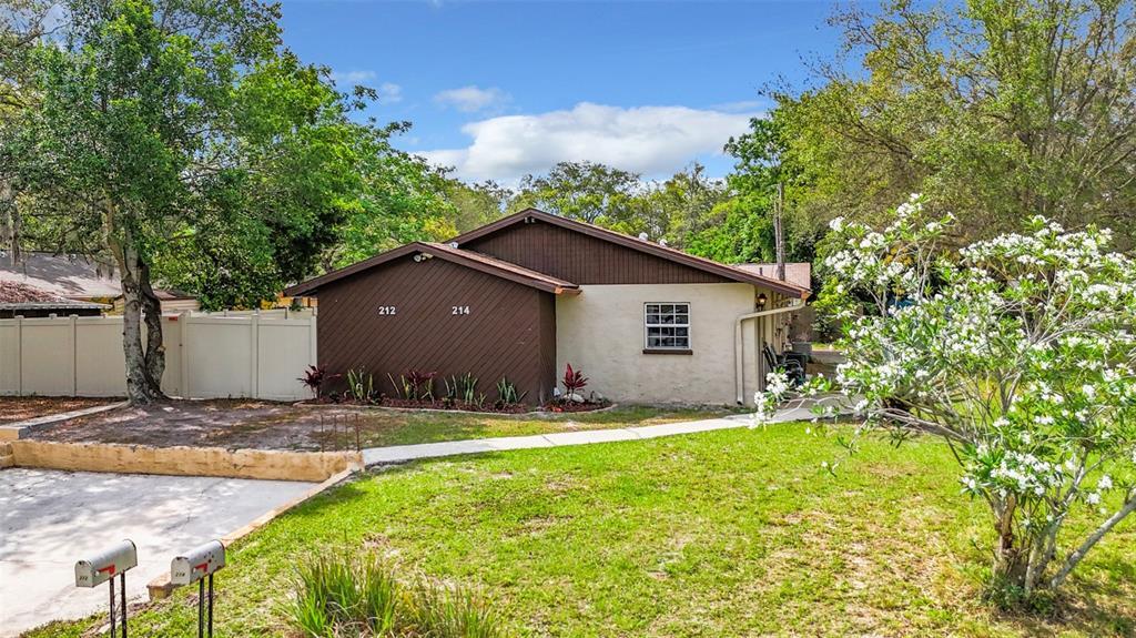 Foto principal - 214 7th St N