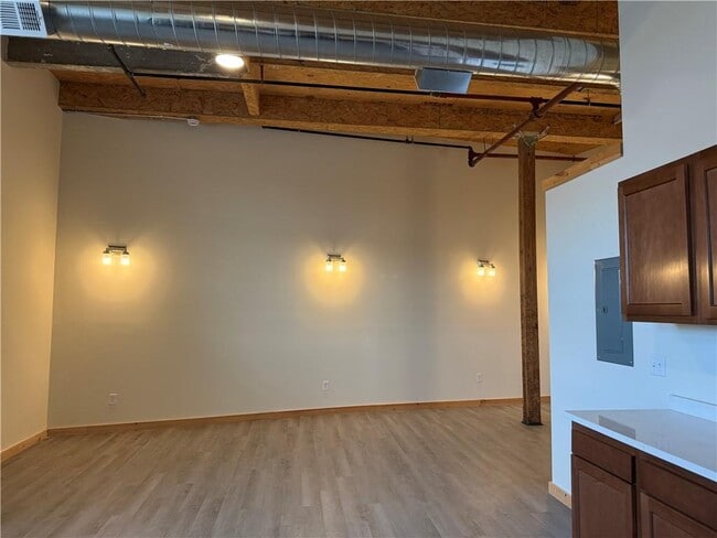 Foto del edificio - 327 Pine St