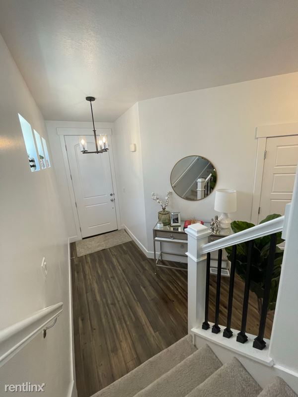 Building Photo - 4 br, 3.5 bath Townhome - 4152 W 1650 N