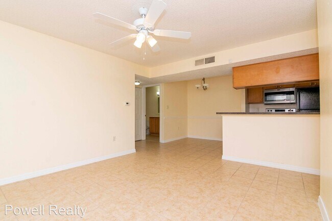 Building Photo - 2 br, 2 bath House - 806 Lake Haven Dr Uni...