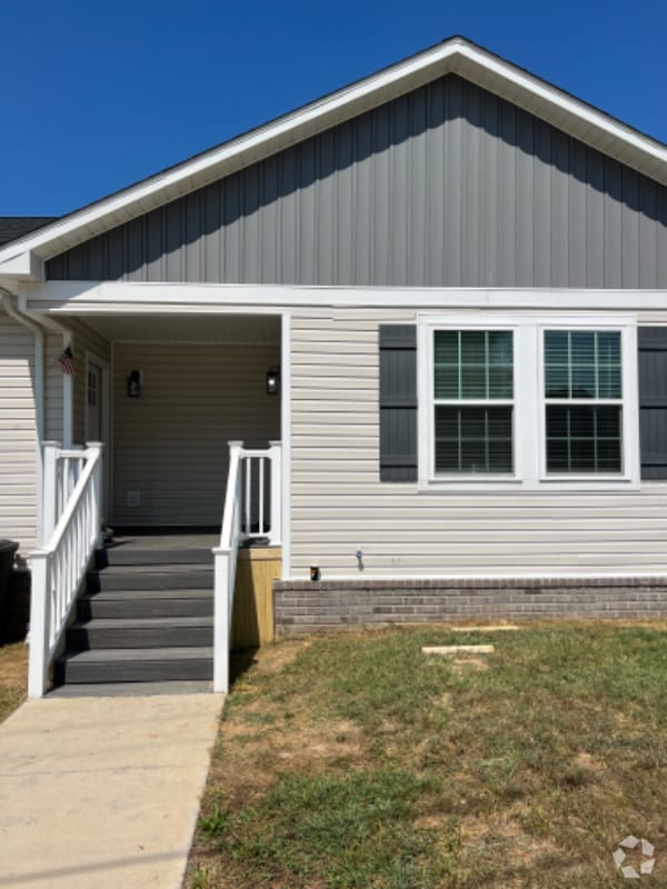 Building Photo - 102 Lewis Dr