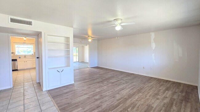 Foto del edificio - 28918 E Worcester Rd