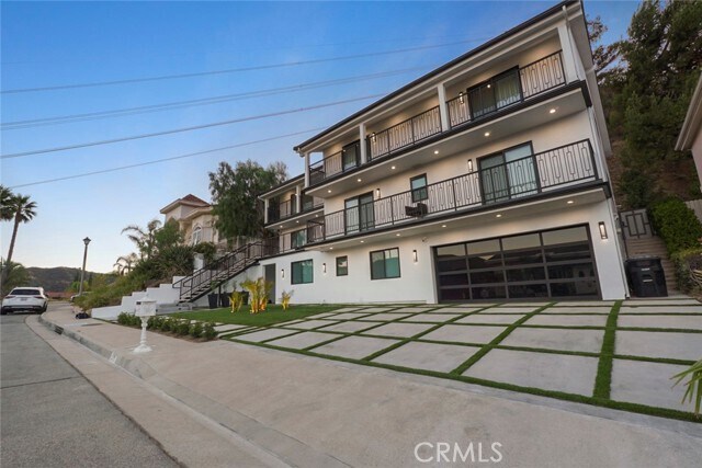 Foto del edificio - 3381 Oakmont View Dr