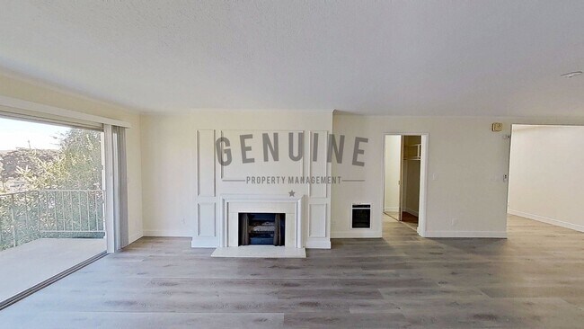 Foto del edificio - Remodeled 2Bd 2Ba Condo in Newport