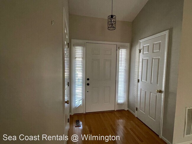 Building Photo - 3 br, 2 bath House - 6431 Old Fort Road