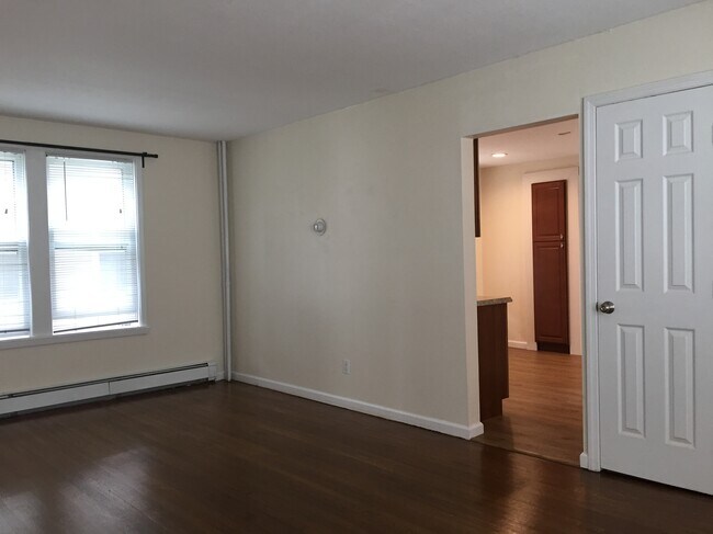 Spacious Living Room - 24 Reid Ave