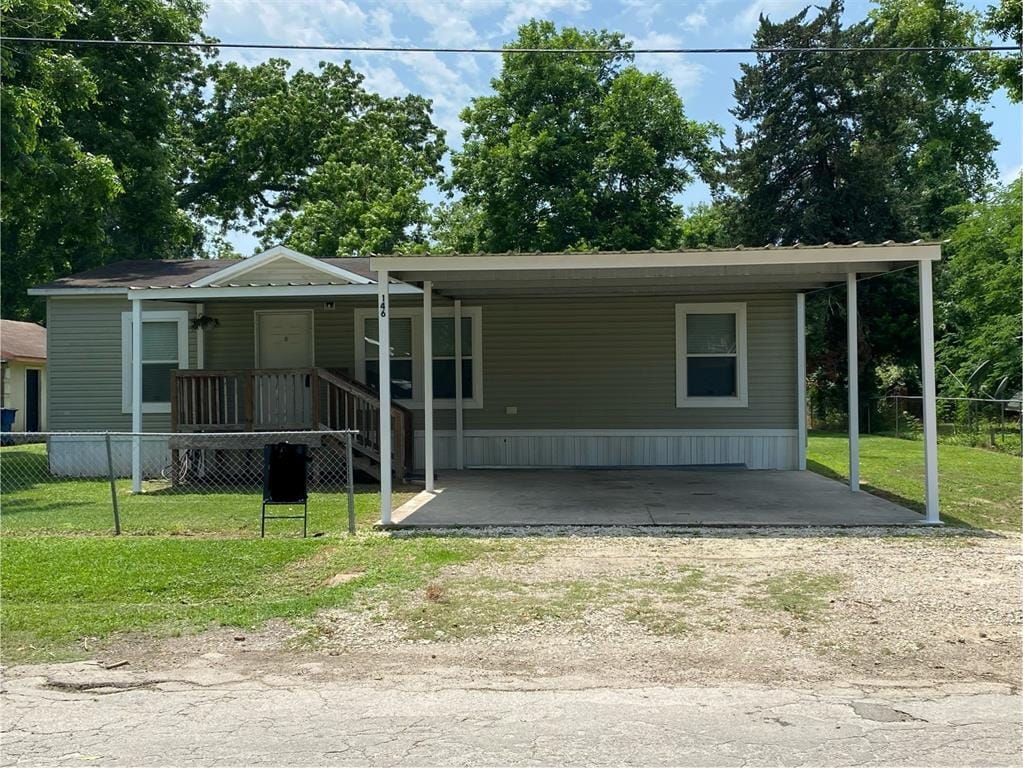 Primary Photo - 146 Creekside Dr