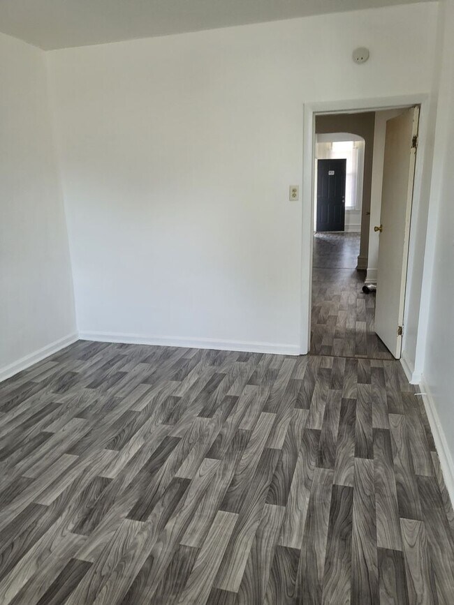 Photo - 5820ARCH Apartment